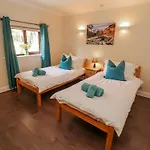 Old Riggs Paddock 펜션 *