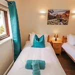 Old Riggs Paddock 펜션 *