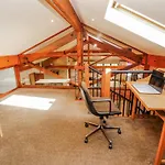 Old Riggs Paddock 펜션 *